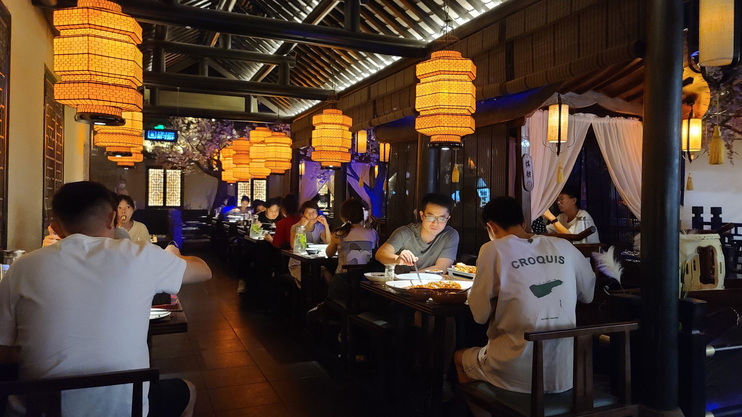 [중국(11)] 항저우 서호(西湖) 근처 맛집, 녹차(綠茶, 뤼차)